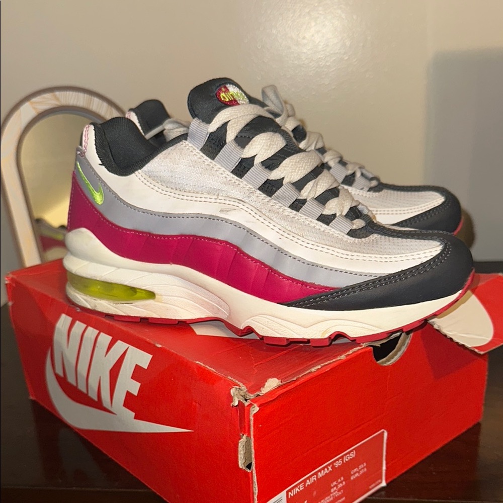 Nike Air Max '95 GS Anthracite and Pink